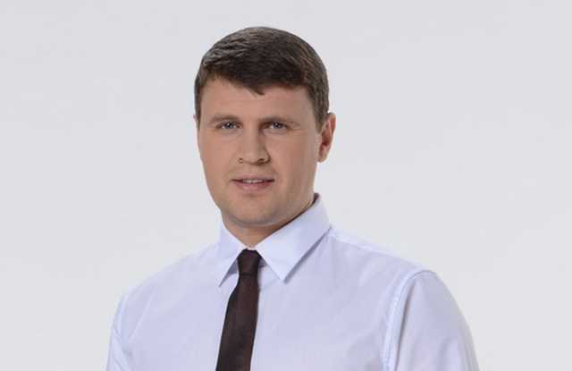 В Киеве авто нардепа "Батьківщини" нарушило ПДД: патрульных обозвали "чертями" и пригрозили уволить